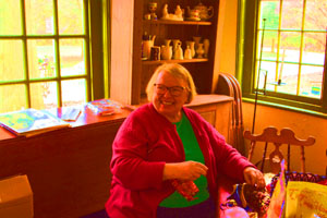 Women for Greater Philadelphia members decorating historic Laurel Hill Mansion for the 2023 Winter Holidays